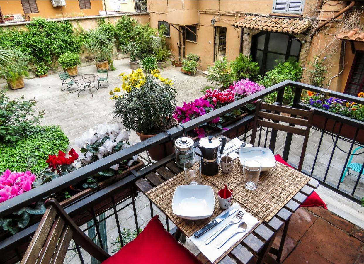 Casa Del Moro - Romantic Loft In Trastevere Zewnętrze zdjęcie