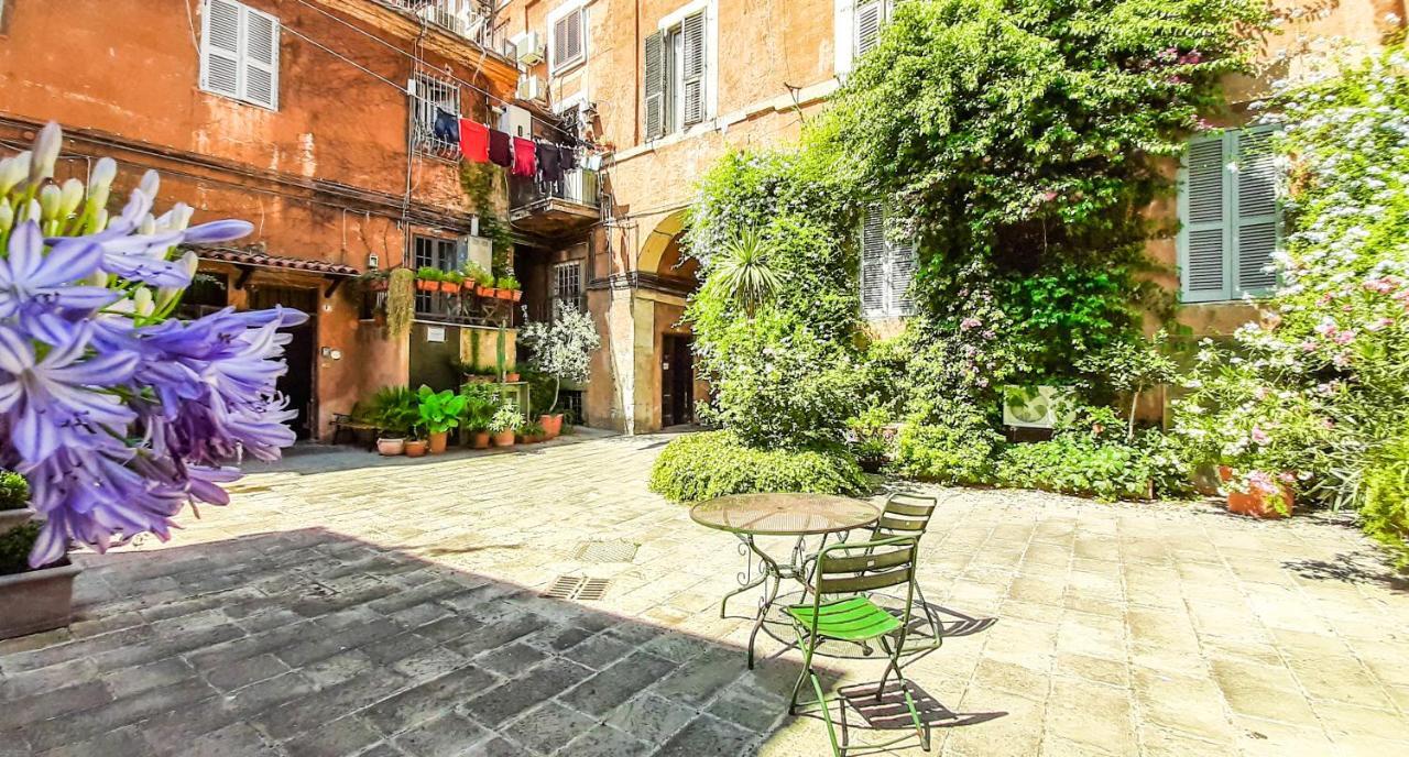 Casa Del Moro - Romantic Loft In Trastevere Zewnętrze zdjęcie